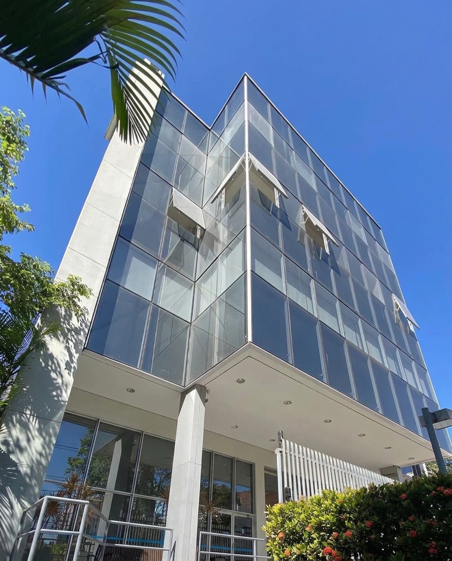 Fachada do prédio do consultório na Av. Portugal, no Centro de Santo André