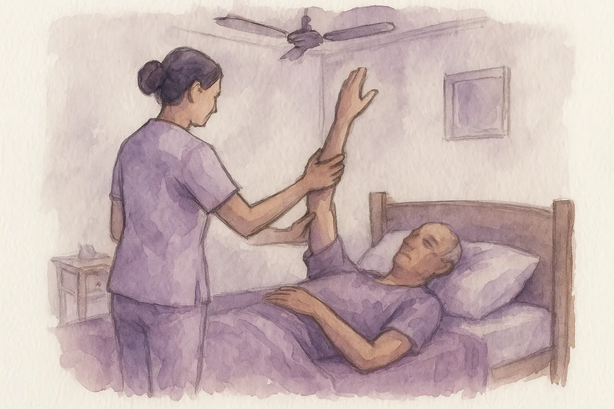 Ilustração em aquarela de uma fisioterapeuta guiando o braço de um senhor deitado, com ventilador de teto ao fundo